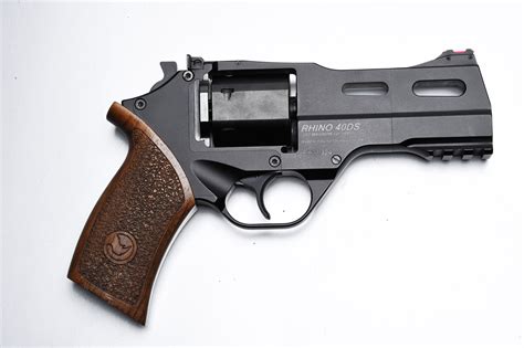 Chiappa Rhino .